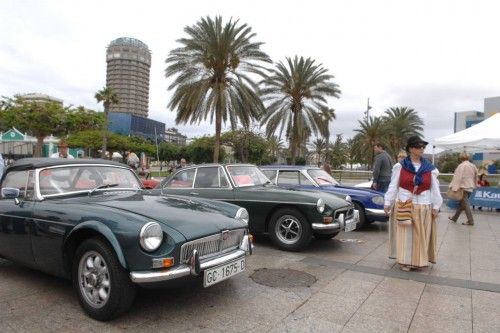 ctv-gom-exposicin-de-coches-antiguos-en-santa-catalina00055