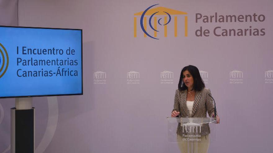 La presidenta del Parlamento de Canarias, Carolina Dárias, abre el I Encuentro de Parlamentarias Canarias-África.