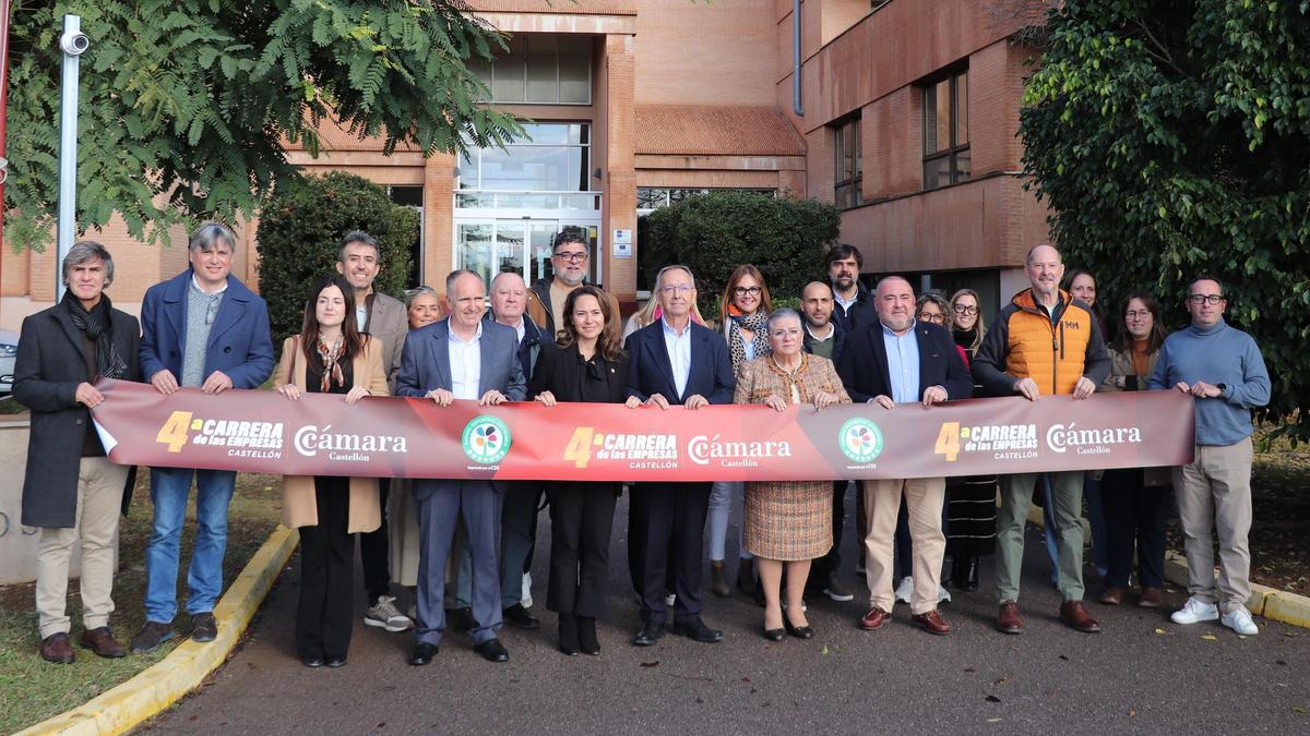 Organizadores y patrocinadores de la 4ª Carrera de las Empresas Cámara de Comercio de Castellón.