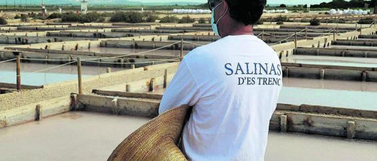 Flor de Sal d’Es Trenc recolecta desde 2003 este producto en las salinas. |