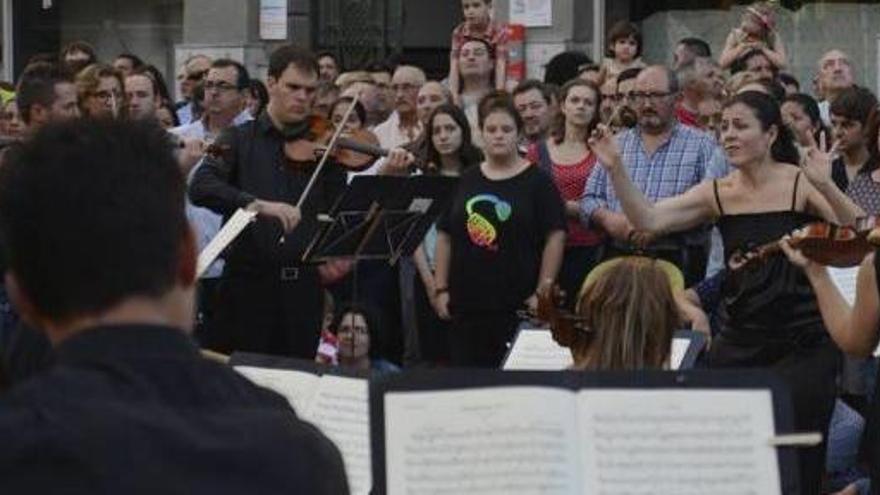Concierto  La Sinfónica celebra sus 20 años con el público