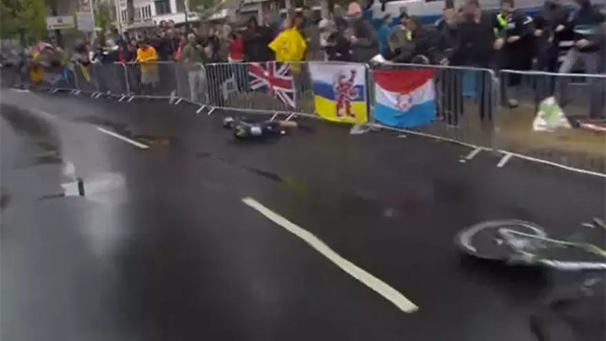 Tour de Francia 2017: Así ha sido la espeluznante caída de Valverde