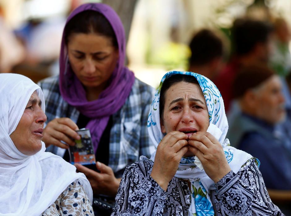 Al menos 50 personas han muerto en el atentado perpetrado durante una boda en la ciudad de Gaziantep, en el sureste de Turquía, según el último balance ofrecido por la oficina del gobernador local.