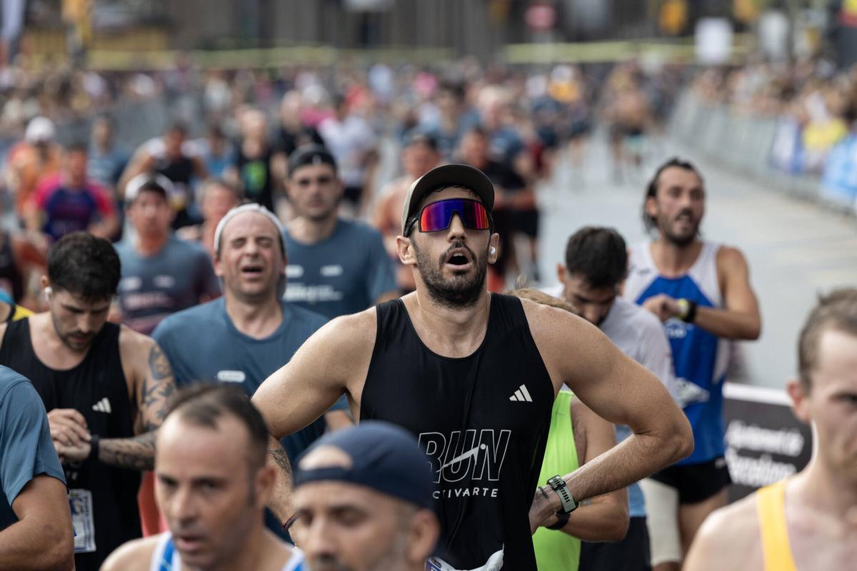 14.000 corredores participan en esta edición de la Cursa de la Mercè, en Barcelona.