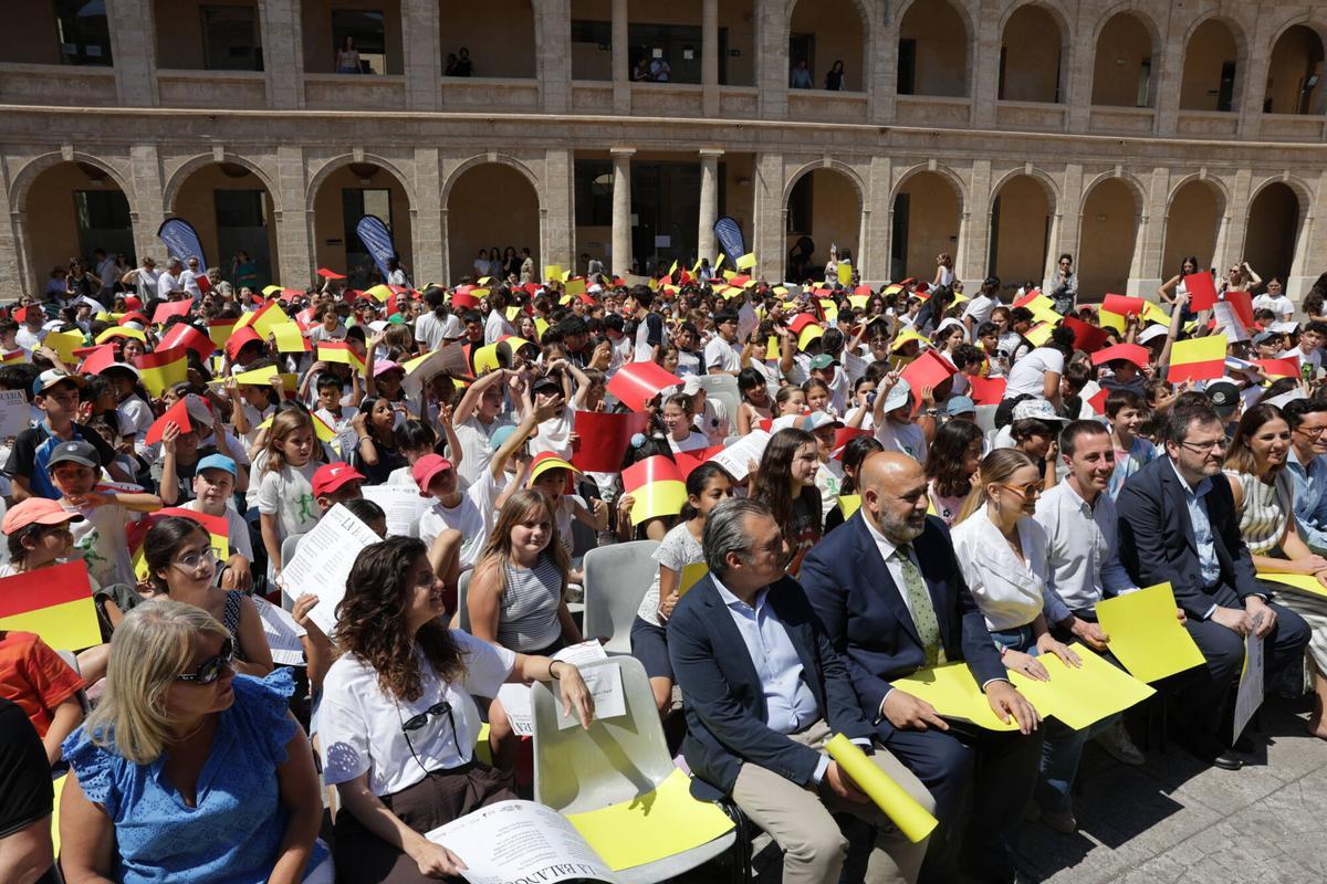 Un millar de escolares mallorquines reivindican el "valor cultural" de La Balanguera en la Misericòrdia de Palma