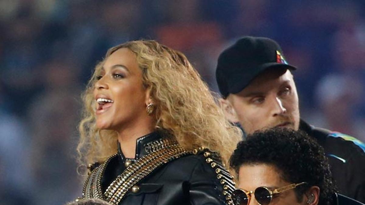 Coldplay, Beyoncé y Bruno Mars cautivaron con su actuación en la Super Bowl