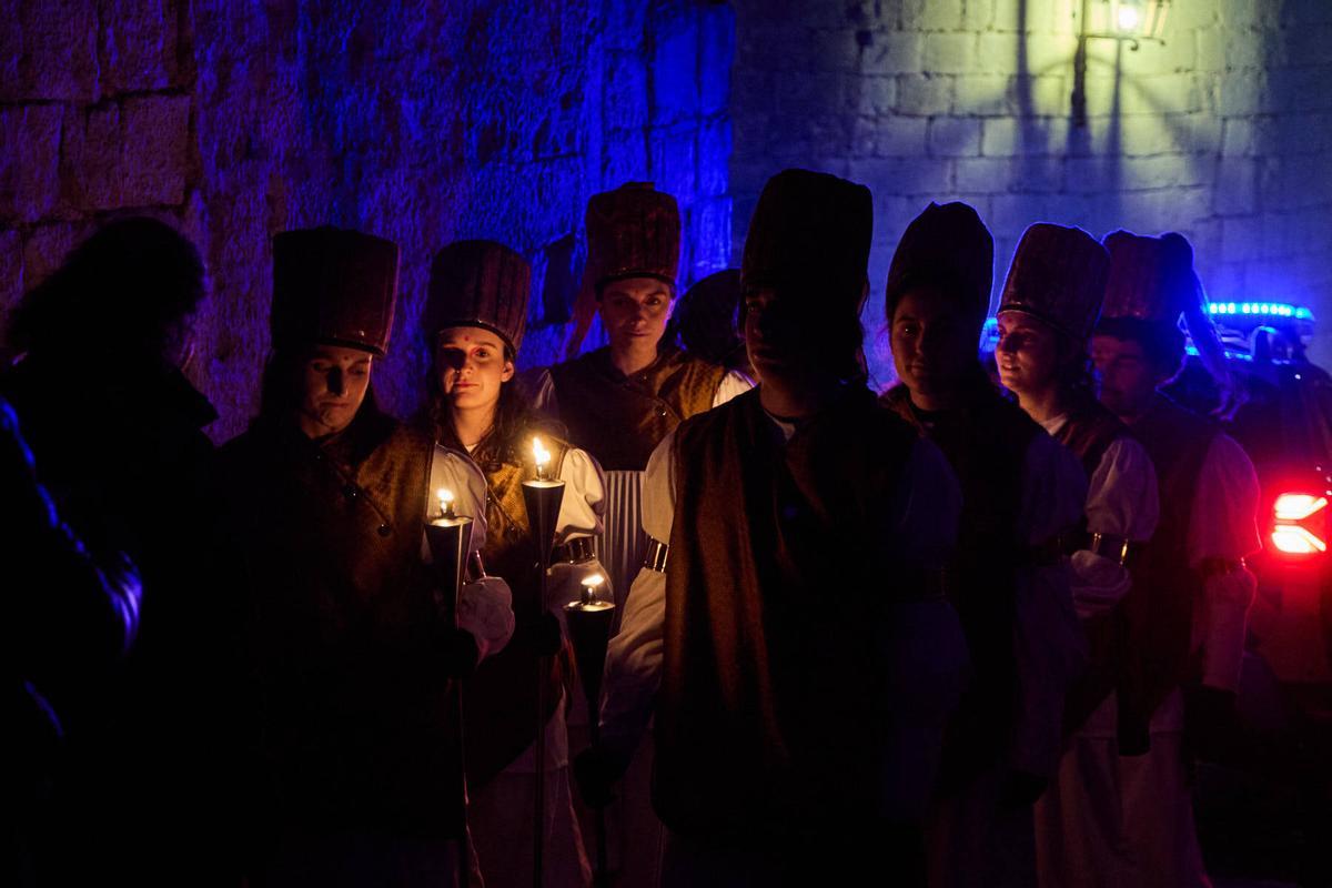Les fotos de l'encesa de l’Estel d’Orient a la façana de la Catedral de Girona