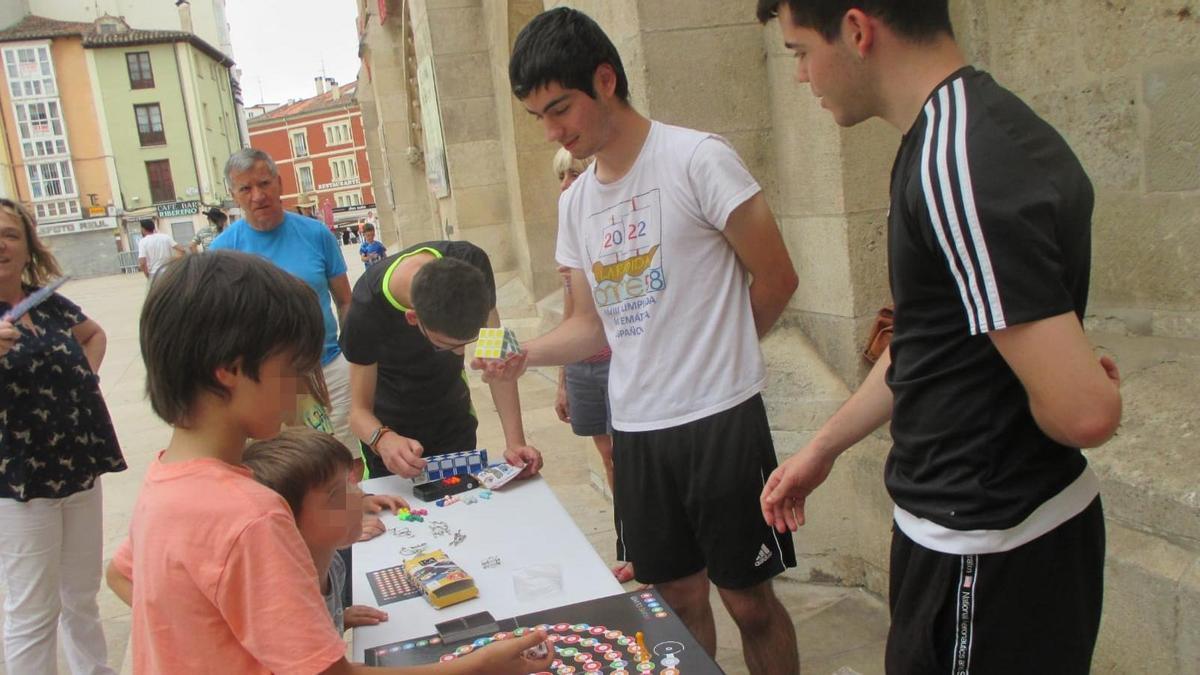 Nicolás Atanes participará en las actividades que se tendrán lugar este domingo en Barcelona.