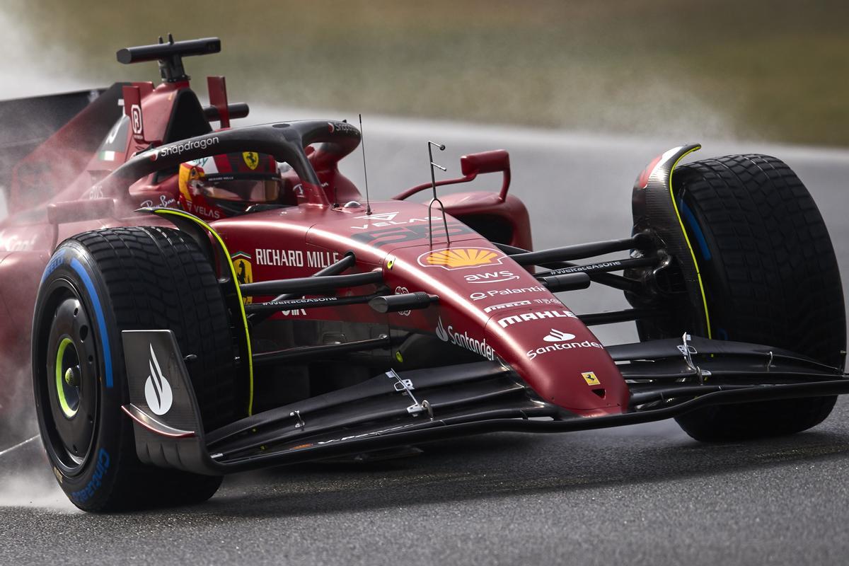 Ferrari y Carlos Sainz acabaron muy contentos tras los primeros entrenamientos de pretemporada.