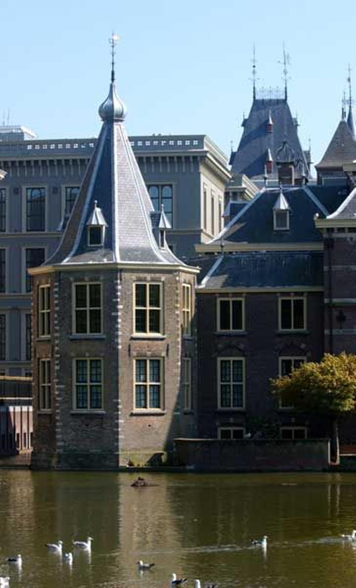 El Parlamento de Holanda conocido como Binnenhof