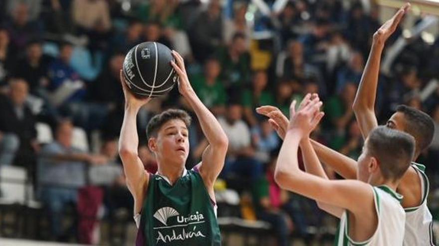 Mario Saint-Supery, jugador del Unicaja, ayer frente al Real Betis.