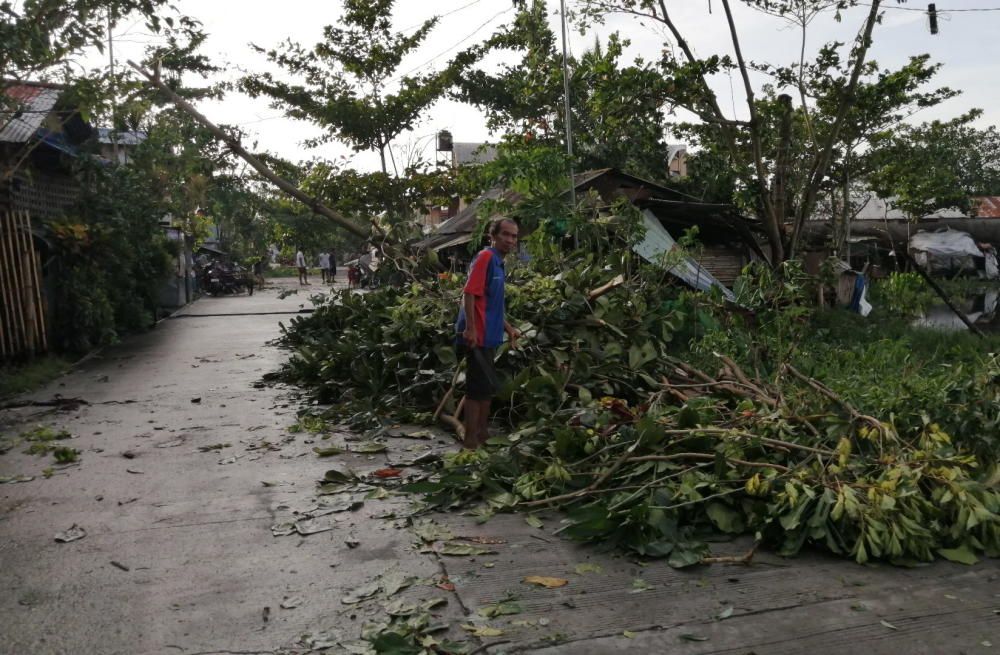 Al menos 16 muertos por el paso de un tifón en Filipinas