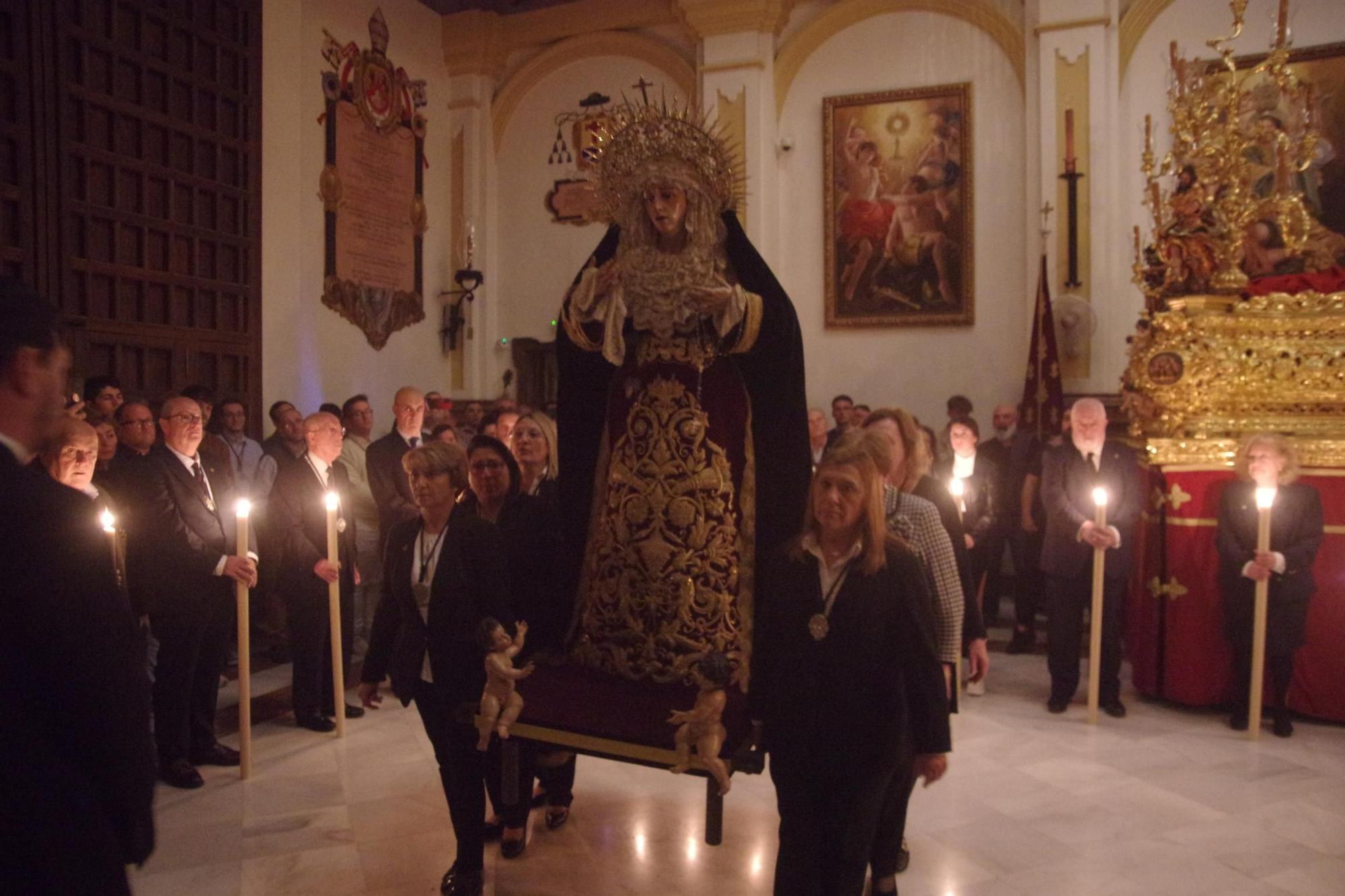 Traslado claustral de la Virgen de las Penas