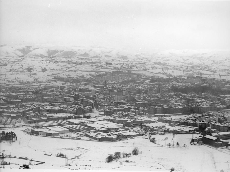 La nevada de 1993 que causó estragos en Asturias y cubrió Oviedo