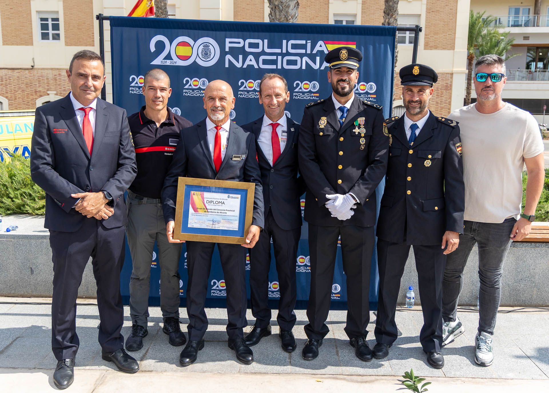 La Policía Nacional celebra en Alicante el día de su patrón
