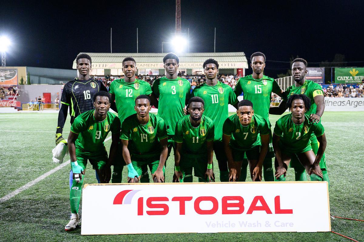 Los jugadores de la selección de Mauritania en una edición anterior del certamen de fútbol.