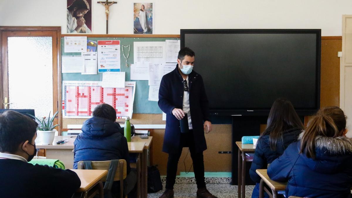 Las clases también se desarrollaron en el colegio Filipenses.