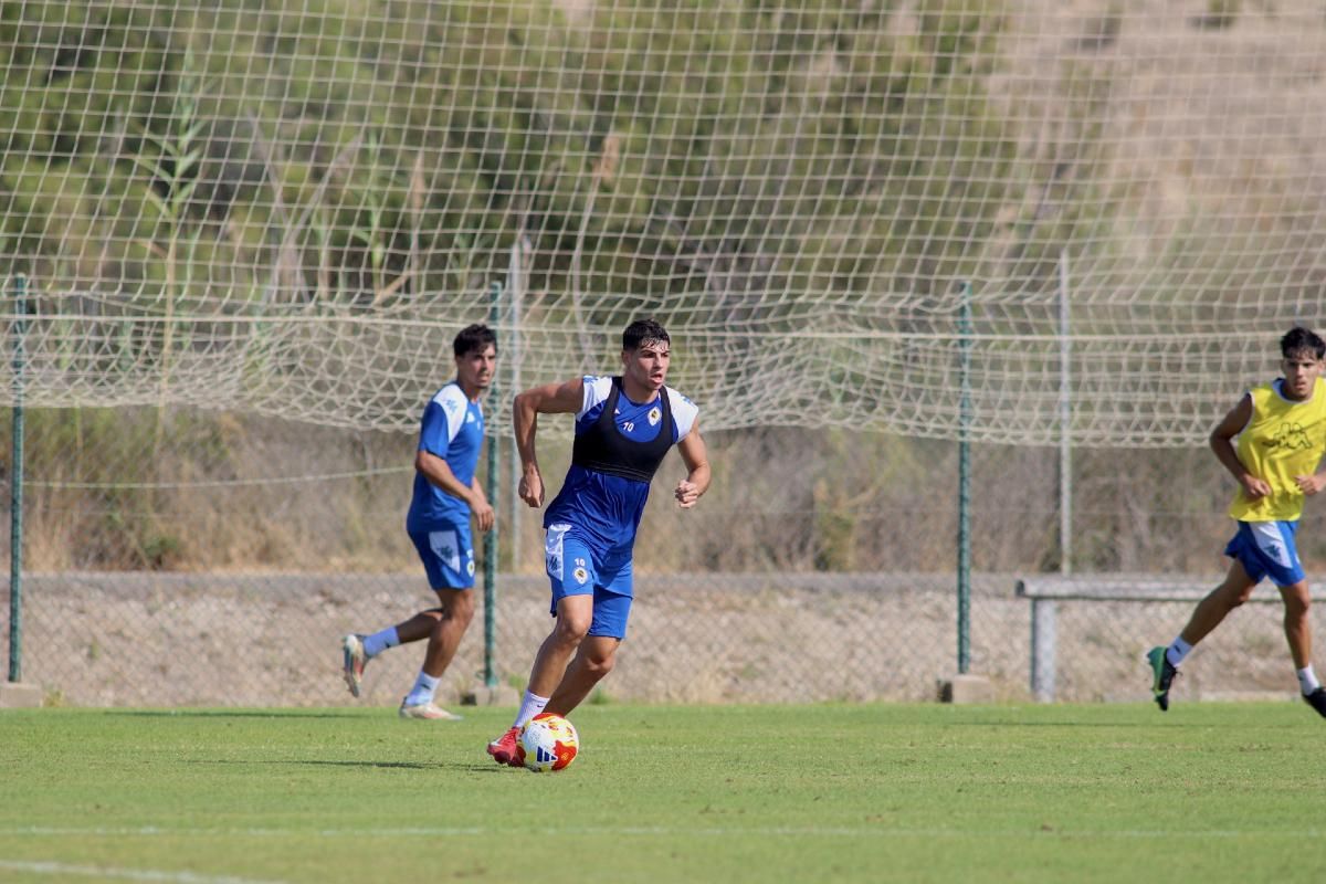 Nico Espinosa drives the ball during training.