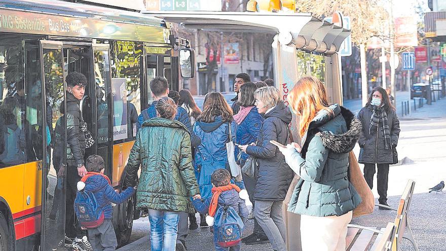 «Anem a dins de l’autobús com si fóssim pollastres»