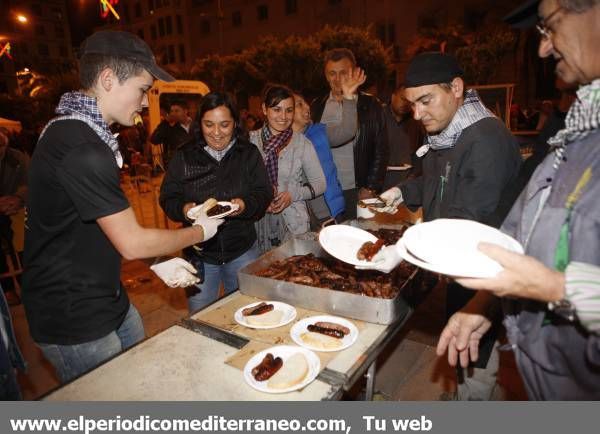 GALERÍA DE FOTOS - Éxito de la Barbacoa de ‘Mediterráneo’