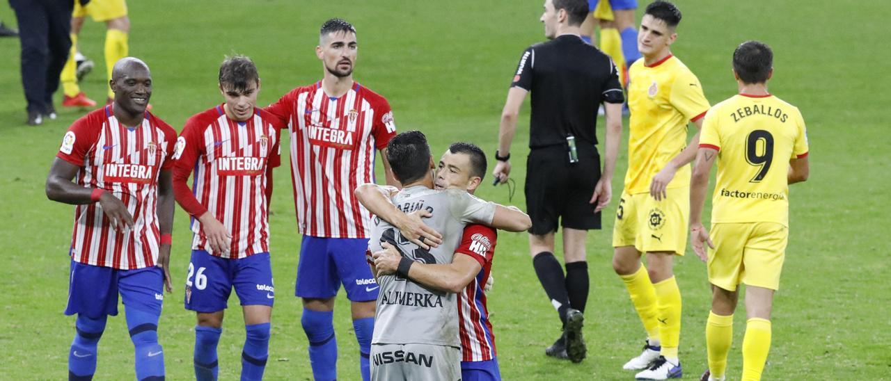 El Sporting celebra un gol ante el Girona en el encuentro de la primera vuelta