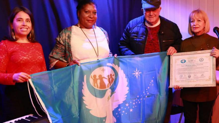 Bandera de la Paz para Vocálitis | JOSE LORES