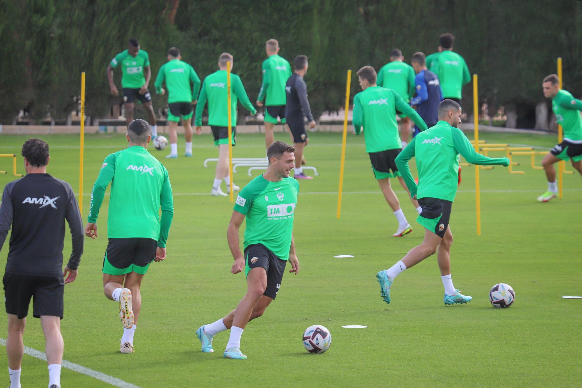 Primer entrenamiento de Machín como entrenador del Elche CF