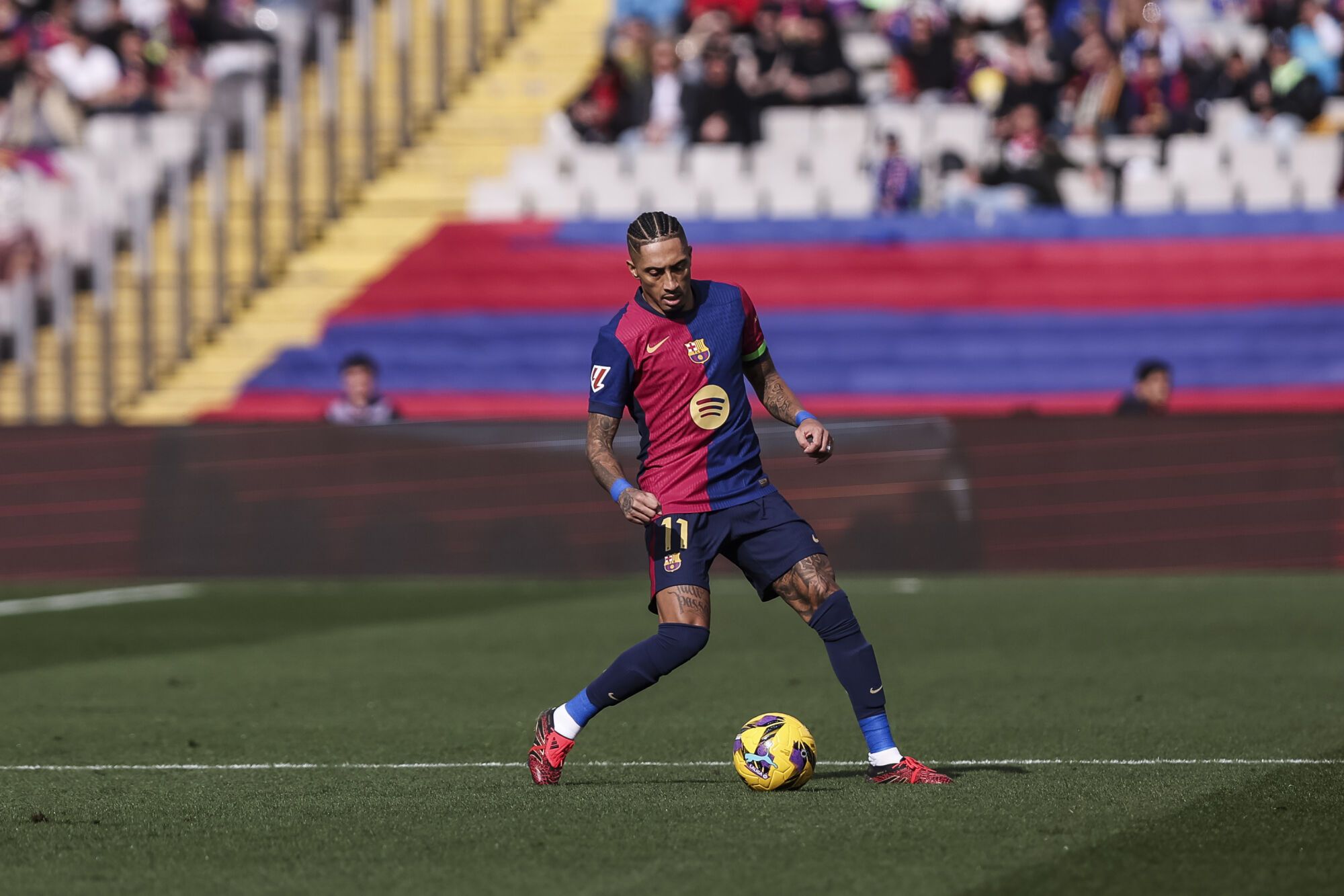 Raphinha Dias Belloli of FC Barcelona in action during the Spanish league, La Liga EA Sports, football match played between FC Barcelona and Deportivo Alaves at Estadio Olimpico de Montjuic on February 02, 2025 in Barcelona, Spain. AFP7 02/02/2025 ONLY FOR USE IN SPAIN. Javier Borrego / AFP7 / Europa Press;2025;SPORT;ZSPORT;SOCCER;ZSOCCER;FC Barcelona v Deportivo Alaves - La Liga EA Sports;