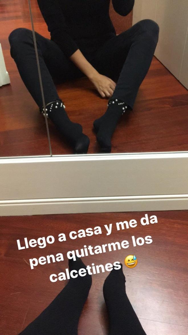 Sara Carbonero y los calcetines de perlas de Calzedonia