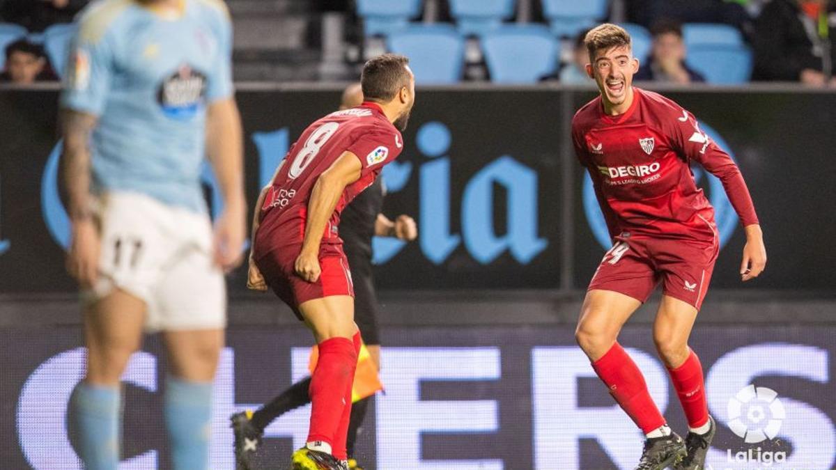 Kike Salas, jugador del Sevilla FC contra el Celta de Vigo celebra un gol