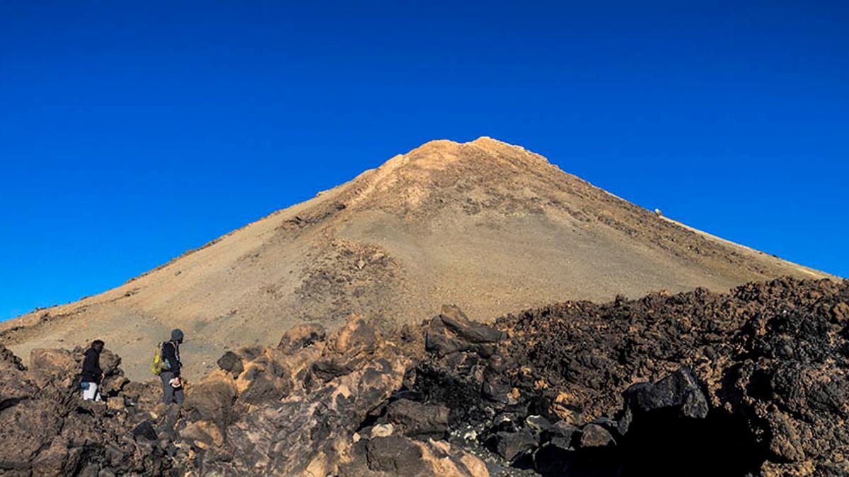 Sendero número 10 Telesforo Bravo en el Teide