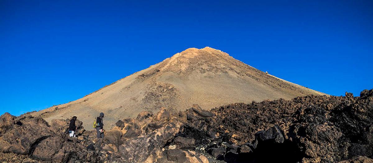 Sendero número 10 en el Teide Telesforo Bravo