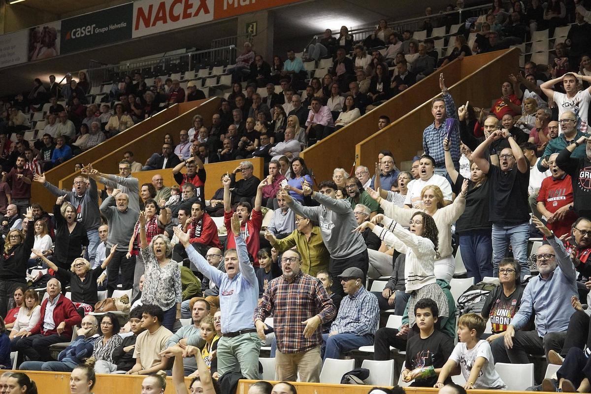 L'afició protestant als àrbitres