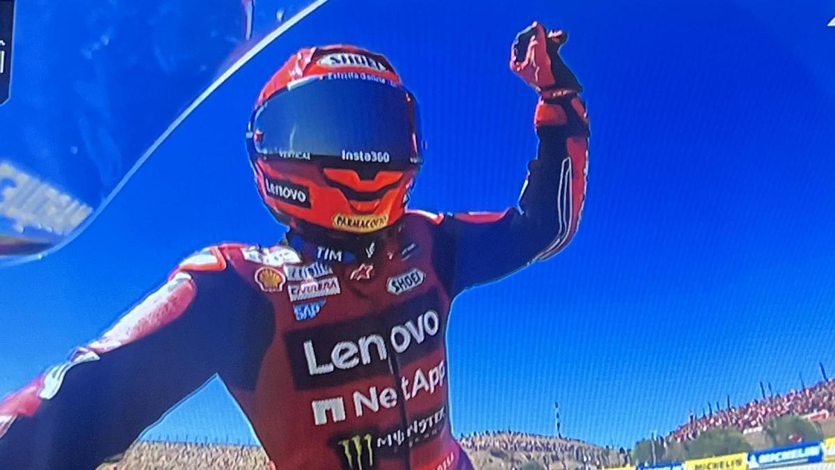 NGP DE ARAGÓN | Marc Márquez: «A 300, a un dedo de otra moto, no piensas ni un tu madre, ni en tu padre, ni en tu novia, ni en tu perro»