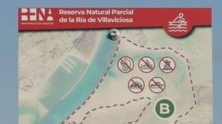 Retiran en Villaviciosa los carteles que prohibían algunas prácticas deportivas náuticas en Misiegu