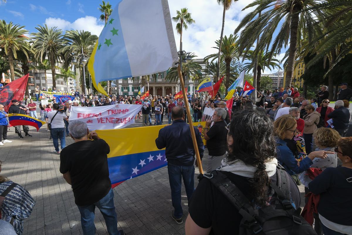 Concentración en apoyo al pueblo venezolano en Gran Canaria