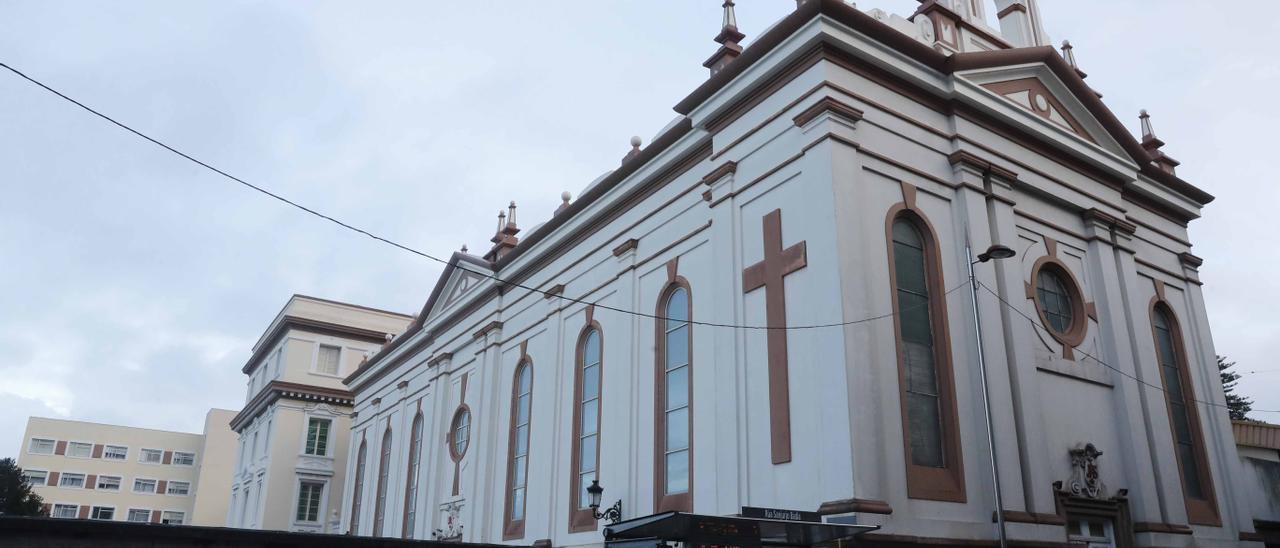 El colegio Apóstol Santiago de Vigo (Jesuítas), lidera el listado de colegios más demandados en la provincia de Pontevedra, este curso.