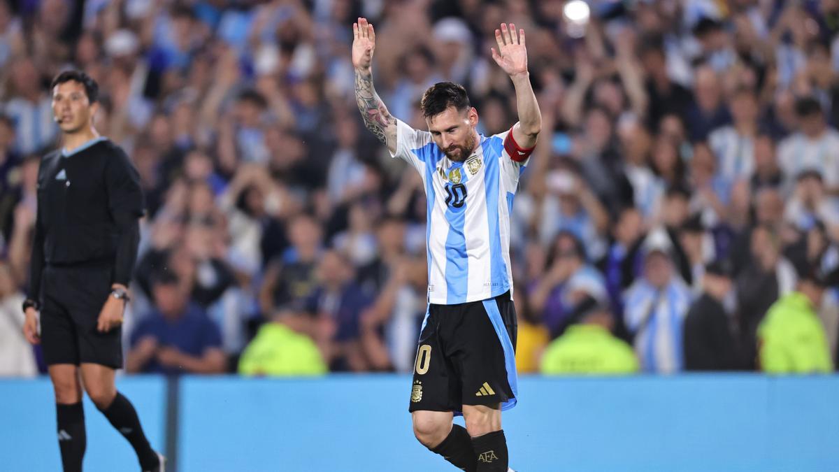 Messi, vistiendo la camiseta de la selección argentina.