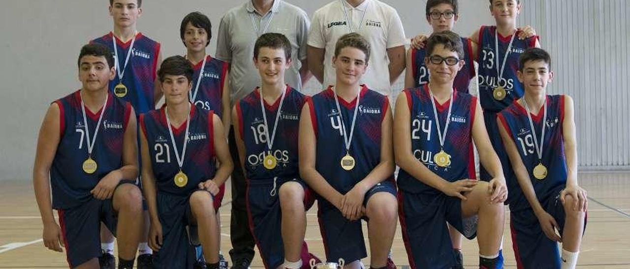 Equipo infantil masculino que ganó la Copa. FdV