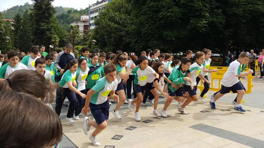 Los colegios salen a la pizarra