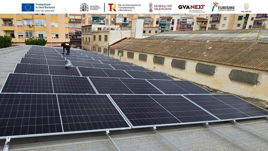 La Vila instala placas solares en cinco edificios municipales para reducir el gasto eléctrico