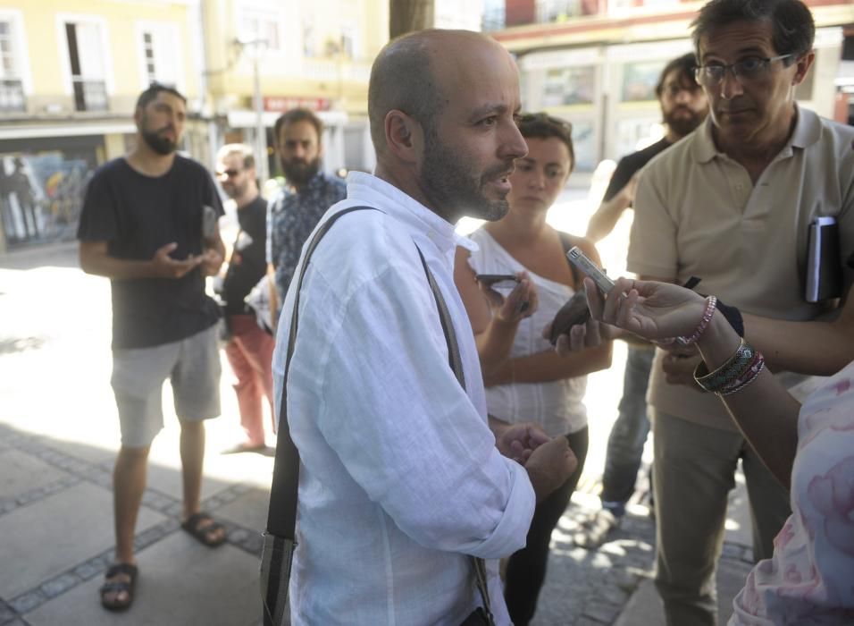 Visita de Luis Villares a A Coruña como candidato