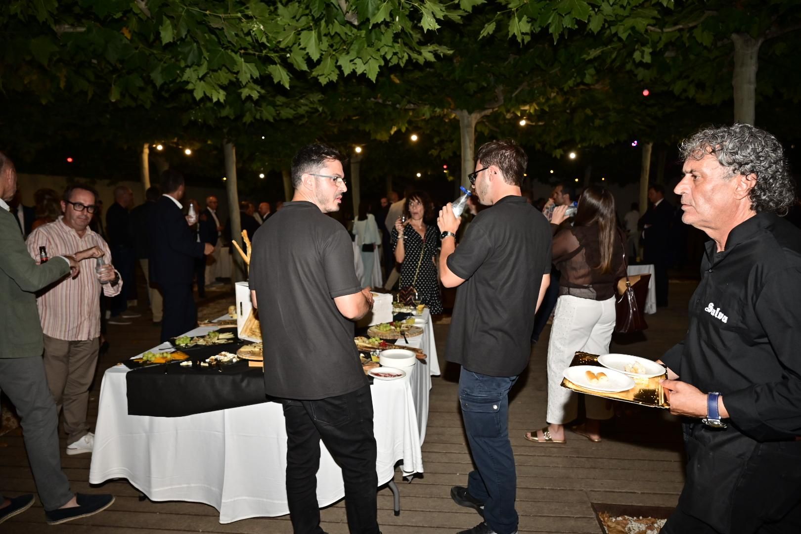 Galería de fotos: Gran ambiente en el cóctel de Empresa del Año de Mediterráneo
