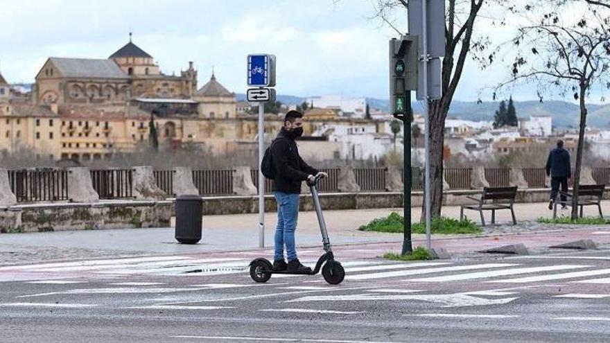 Córdoba exigirá a los patinetes eléctricos un seguro obligatorio de daños a  terceros - Diario Córdoba