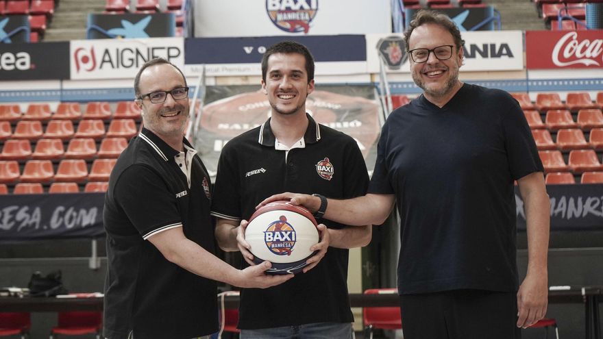 Diego Ocampo, amb Biel Colominas i Josep Maria Herms, al centre de la pista del Nou Congost