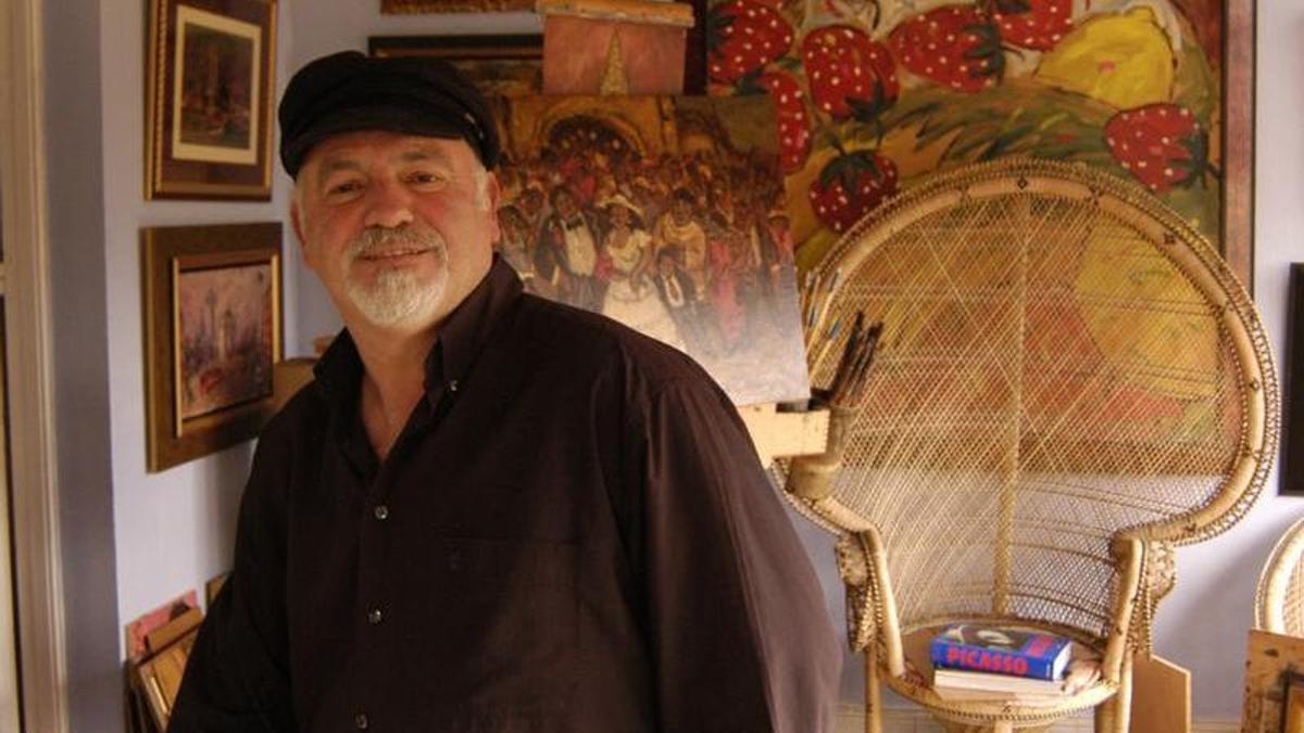 Roberto Díaz de Orosia, en una imagen de archivo, en su casa de La Guía.