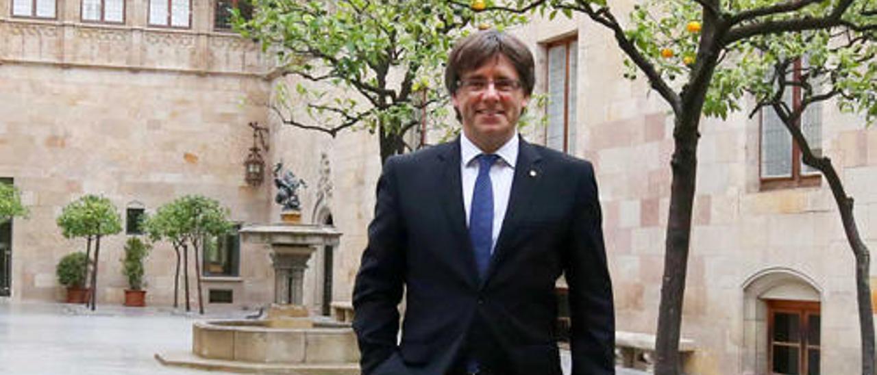 Entre naranjos. Puigdemont, en el patio del Palau de la Generalitat catalana en Barcelona el pasado viernes.