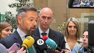 Badenas justifica el comentario "racista" de Herrero porque el atacado "llegó ilegalmente a España"