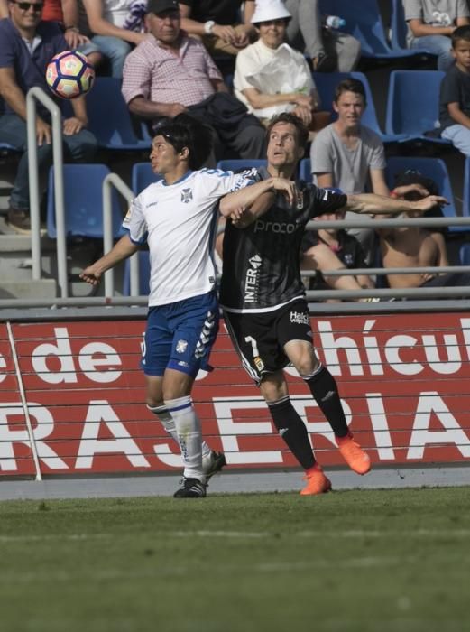 02/04/2017 DEPORTES  fútbol segunda división  temporada 2016-2917 16/17  CD Tenerife Oviedo estadio Heliodoro Rodríguez López