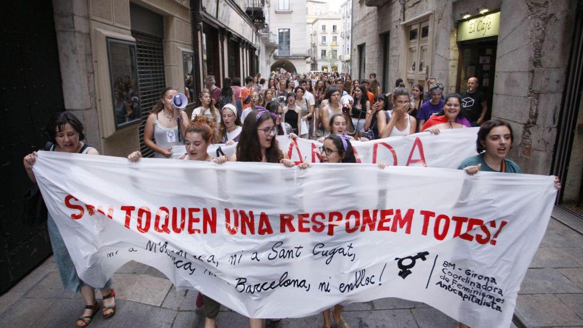 Protesta a Girona per una sentència del 2021 sobre una violació grupal a Manresa (arxiu)